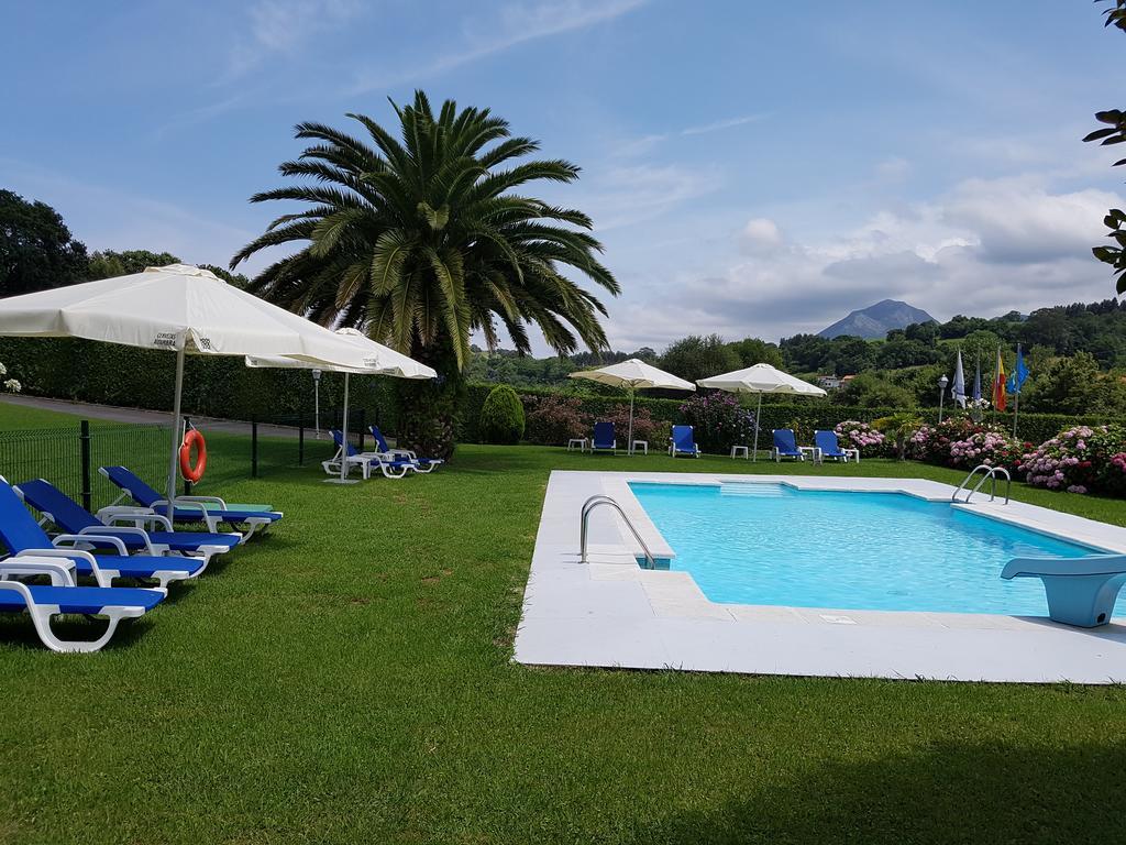 Hotel Camping Ribadesella Exterior photo